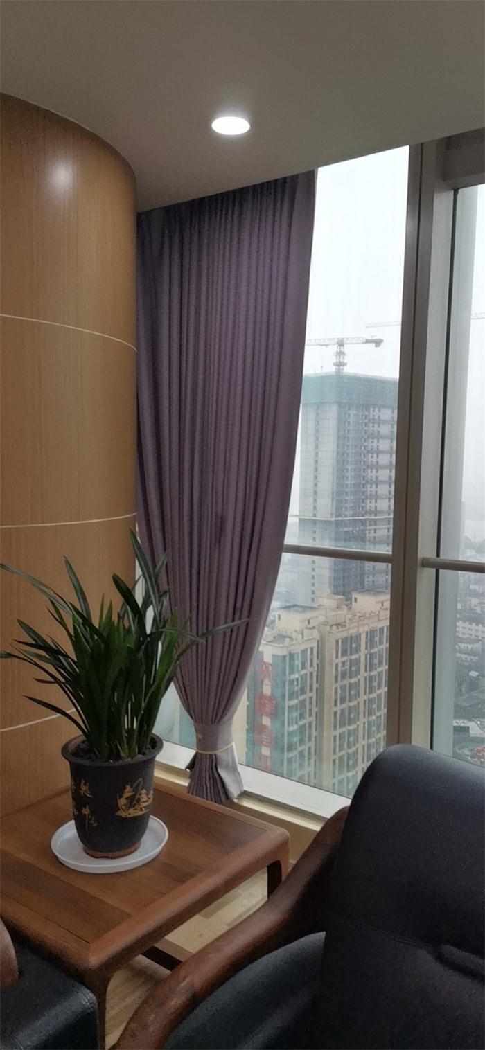 宜君家居百葉簾,宜君家居電動(dòng)窗簾,宜君家居臺(tái)布、椅套,湖南宜君家居有限公司