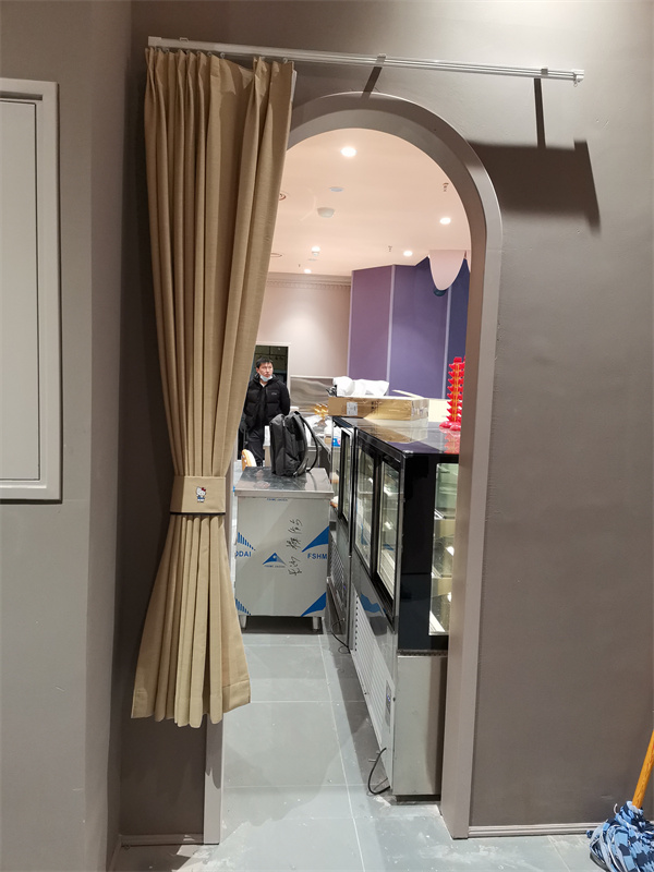 宜君家居百葉簾,宜君家居電動(dòng)窗簾,宜君家居臺布、椅套,湖南宜君家居有限公司